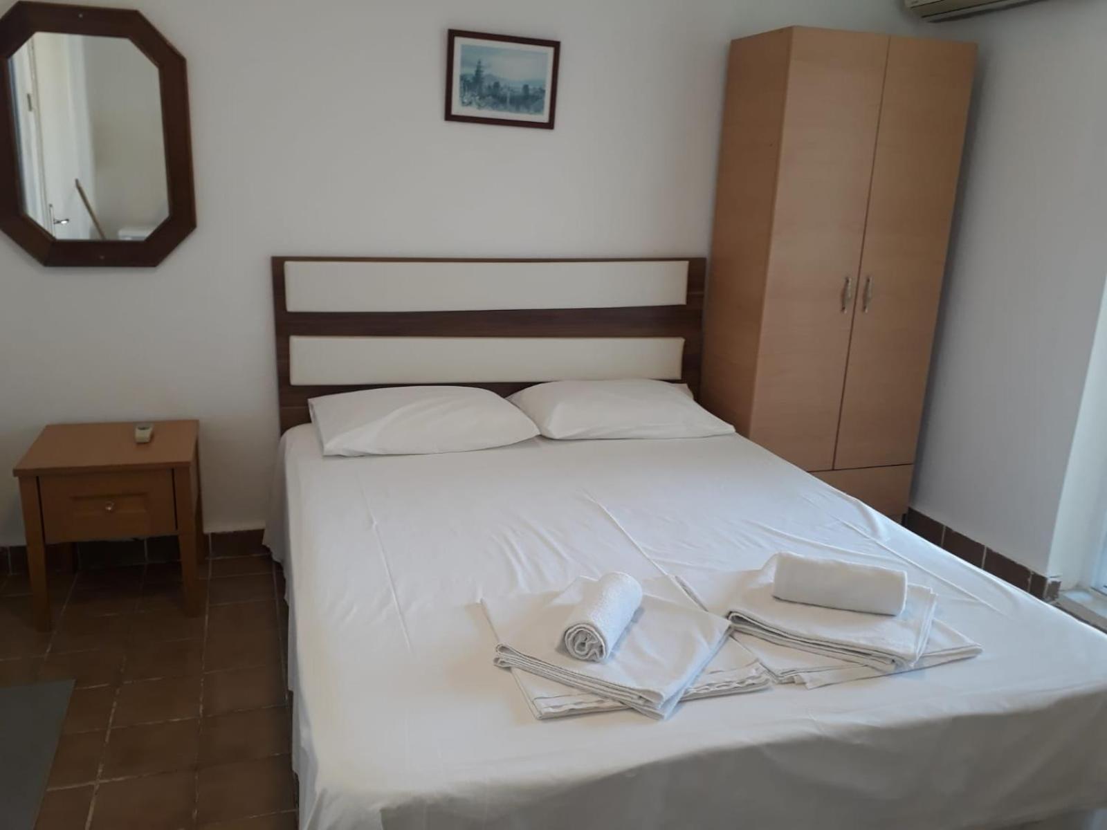 Martili Villa Lara Antalya Bilik gambar