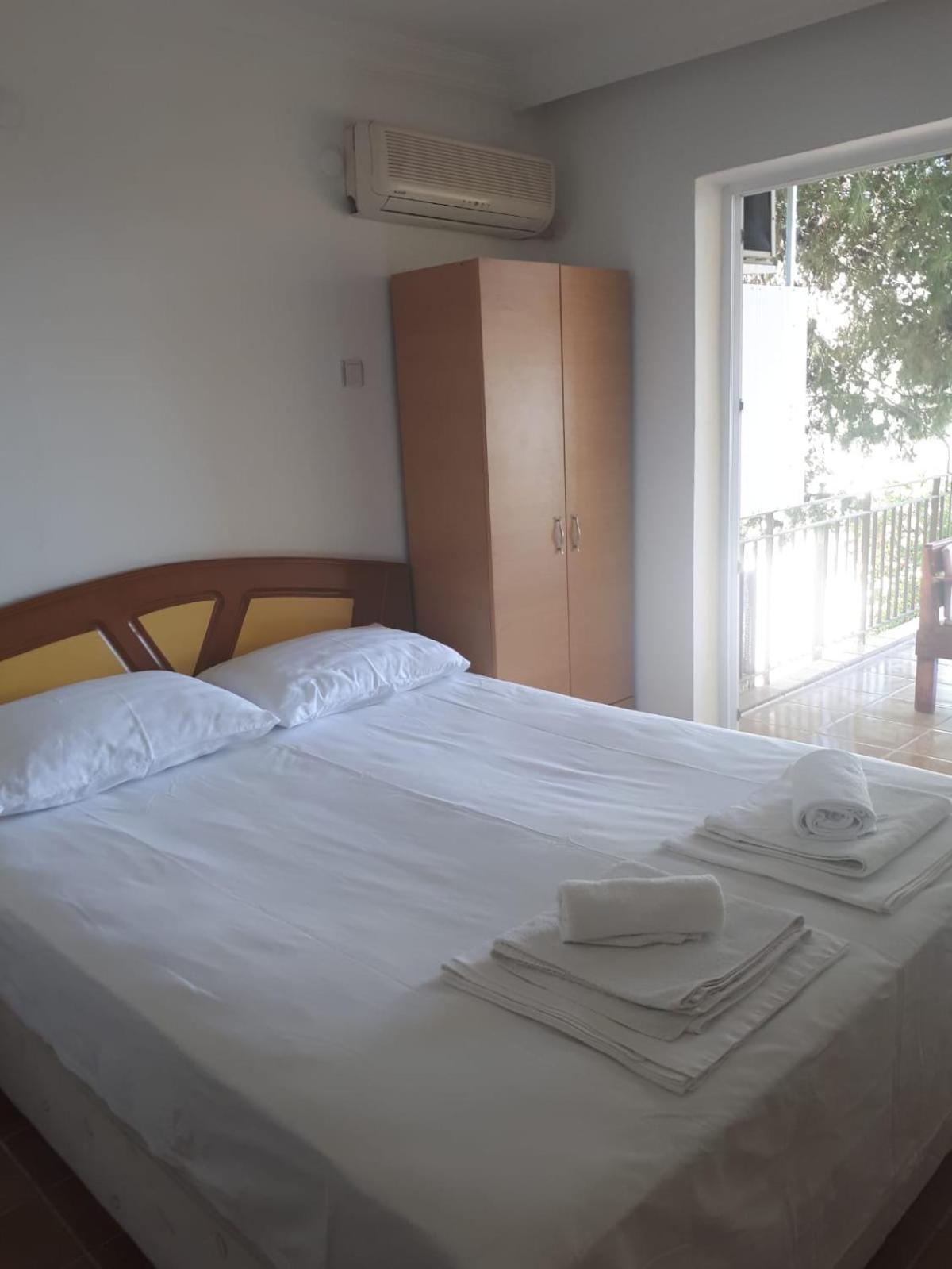 Martili Villa Lara Antalya Bilik gambar